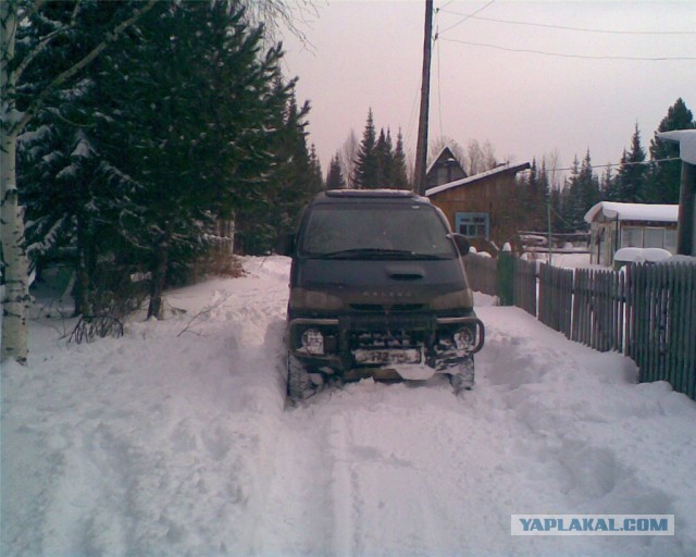 Mitsubishi Delica L300 - ЗИМА (driving on snow)