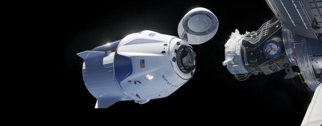 Crew Dragon успешно состыковался с МКС