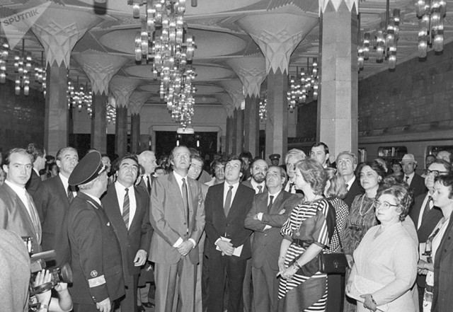 Ташкентскому метро исполнилось 45 лет!