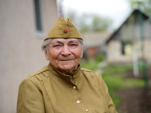 Легендарная регулировщица Победы отметила свое 100-летие: Бранденбургская мадонна