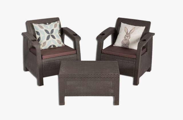 Кресло в стиле Кантри