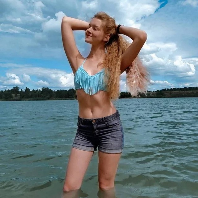 Красивые девушки в шортиках