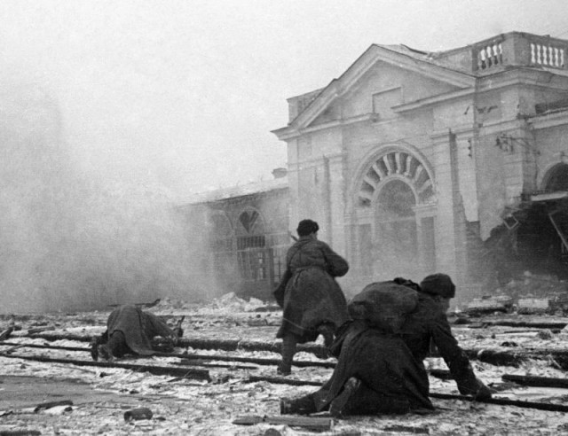 Великая Отечественная в фотографиях-11