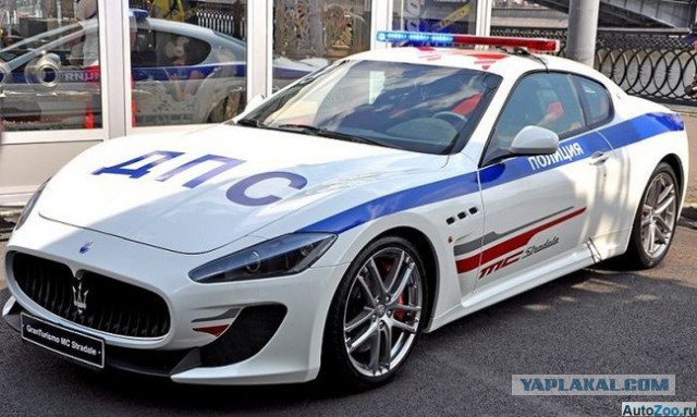 На чем полиция Дубая патрулирует улицы