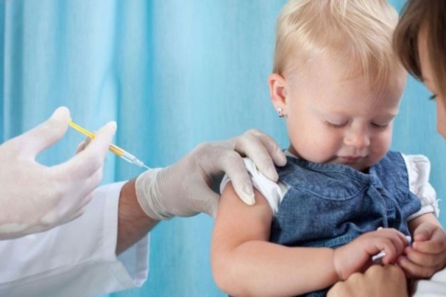 По следам новости что Совет Федерации предлагает не допускать в школу детей без обязательных прививок.