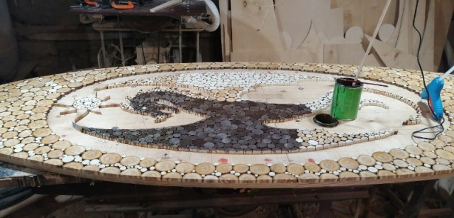 Стол для... Ну просто чтобы был