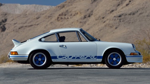Спорт-купе 1970-х. И два седана. Красивых автофото пост