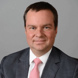 Минфин заявил о лежащих у россиян «по банкам в огородах» сотнях миллиардов долларов