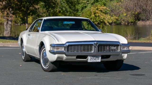 Oldsmobile Toronado Gen1 1966–70
