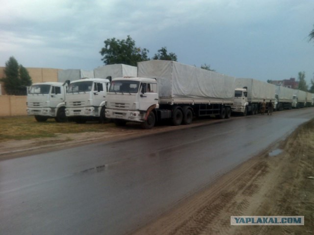 Белые камазы на загрузке в Волгограде