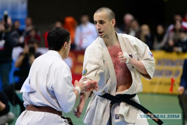 Новая чемпионка России по каратэ, Мария Зотова, валит с ног своей красотой