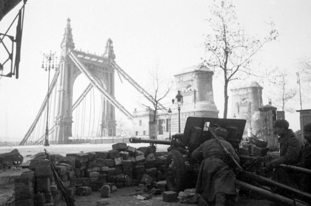 Взятие Будапешта 13 февраля 1945 года.