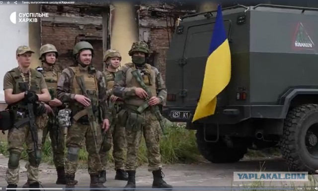 Танец выпускников школы в Харькове