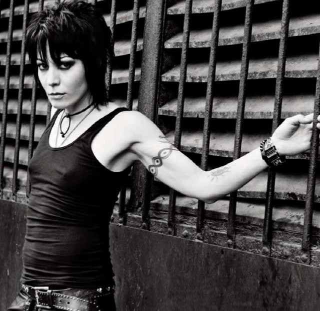 Музыка и музыканты: Joan Jett
