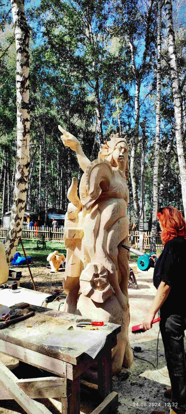 Томск. Парк "Околица". Праздник топора 2024