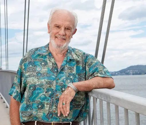 «Человек с золотой рукой»: умер донор, спасший миллионы жизней