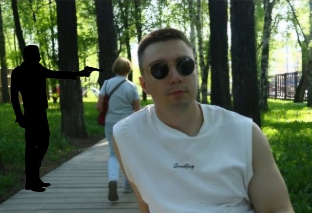 Уберите бабушку!