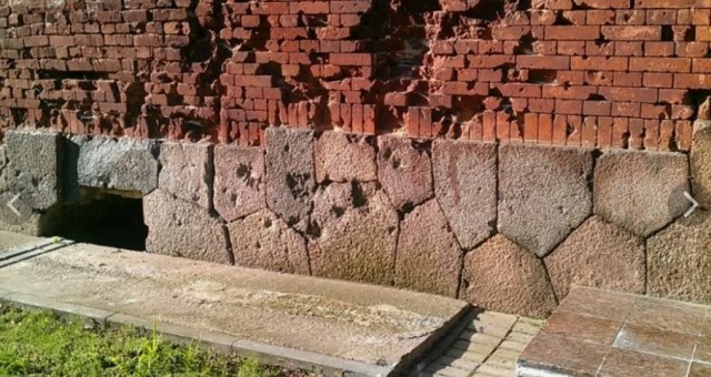 Чем же в Индии обрабатывали камень в 15÷16 веках при создании шедевров архитектуры?