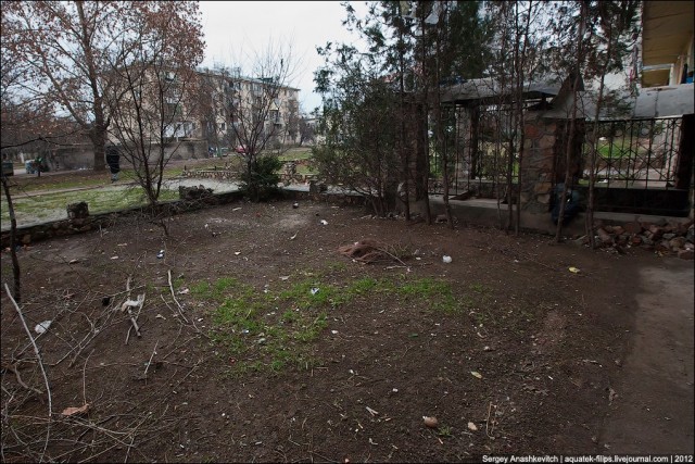 Ступеньки в ад. Обычная городская пятиэтажка