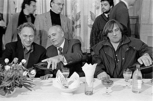 Обед по расписанию: Какие блюда любили советские лидеры?