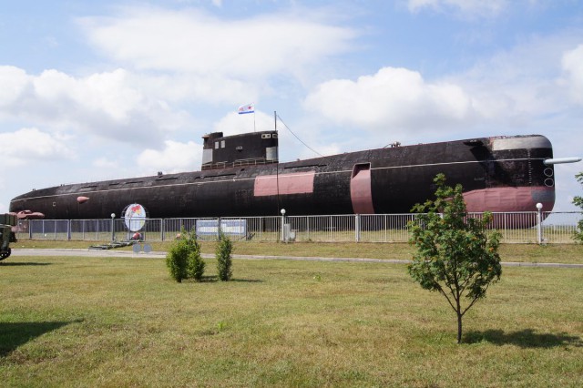 Когда подводная лодка не может плыть сама.