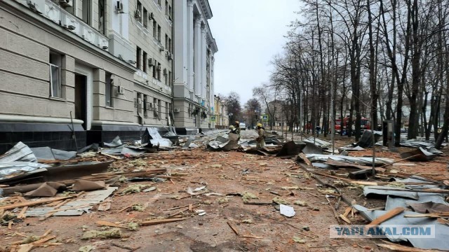 ХАРЬКОВ. 02.03.2022. Горит комплекс зданий СБУ.