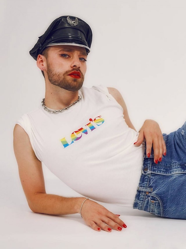 Сравнение цен на одежду в бывшем Levi’s, а ныне JNS (поменяли название)