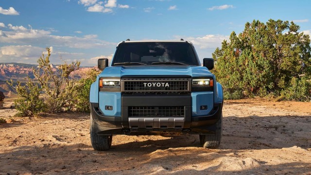Toyota смогла удивить. Представлен Land Cruiser Prado 2024 — первый по-настоящему новый Prado за 14 лет
