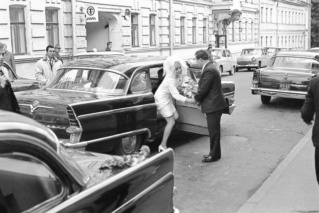 Москва и москвичи. Двадцатый век. 17.06.25