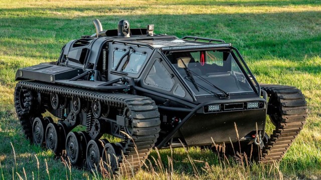 На ПМЭФ найден некий VISUVA Т8