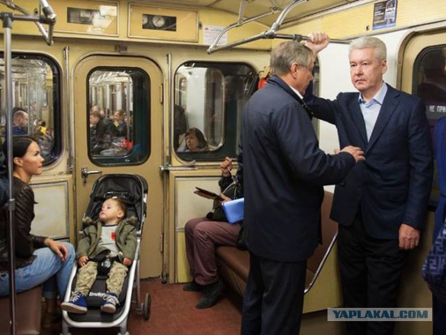 Утренняя давка в Московском метро