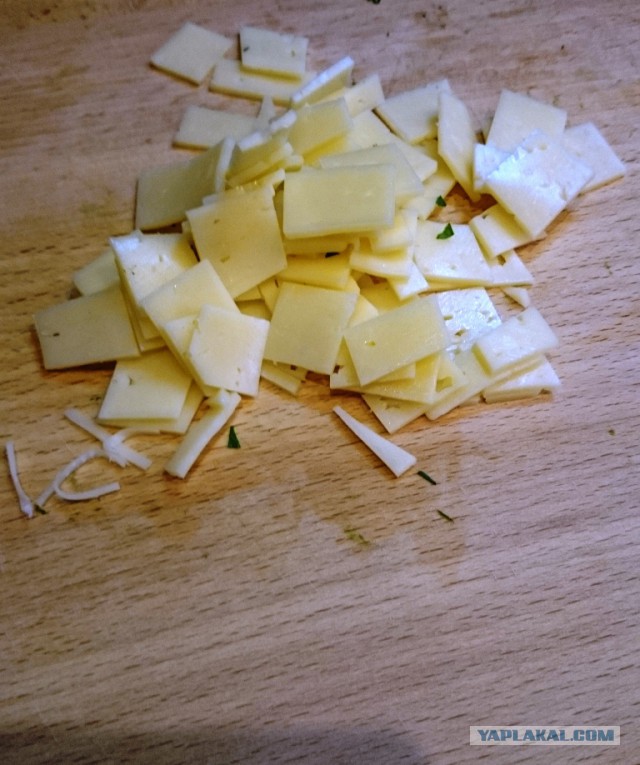 Куриные лепешки с........ курицей