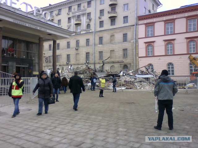 Снос торговых зданий в Москве