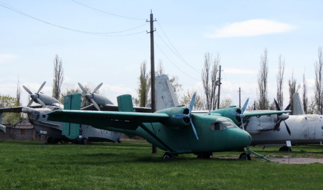 Поездка в Луганский аэропорт, музей авиации и окрестности