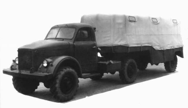 Два в одном: первые советские активные автопоезда