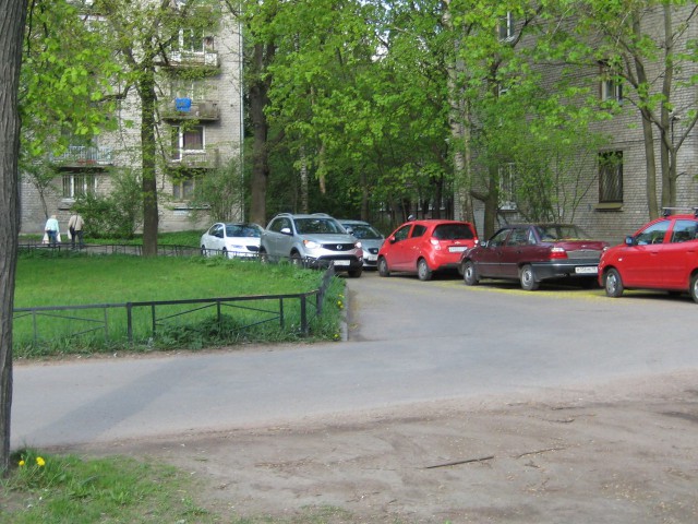 За езду по тротуару - нож в колесо