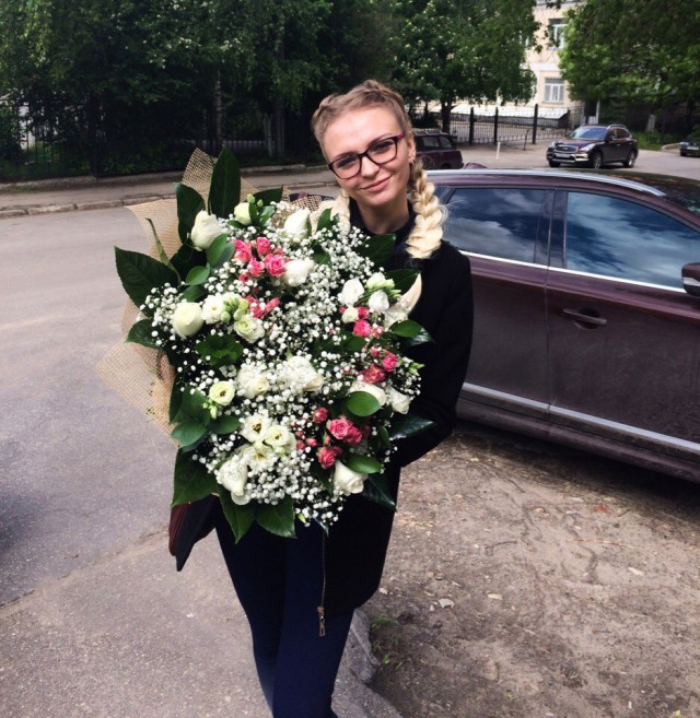 Красотки из социальных сетей