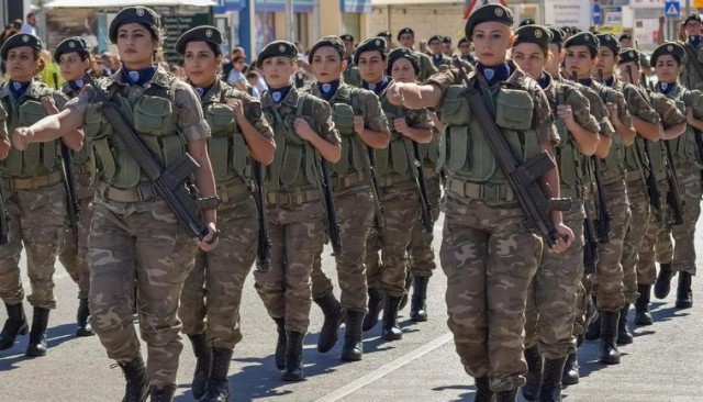 Швейцарская армия пообещала выдавать женщинам-военнослужащим женское нижнее бельё — до этого они получали мужское