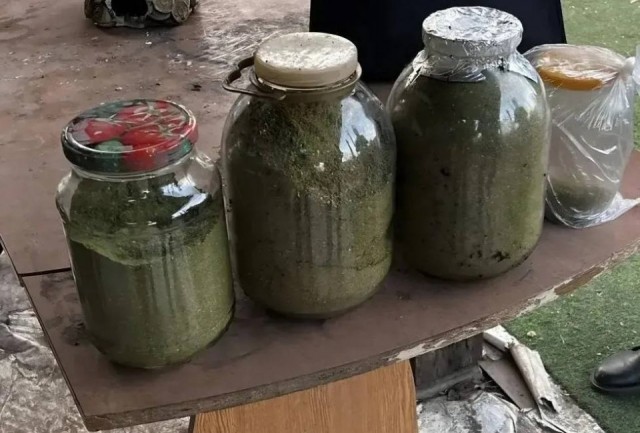 По Марксом местный житель хранил у себя более 2 кг марихуаны