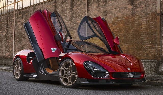 В cети вовсю высмеивают первую электричку от Ferrari — модель Luce