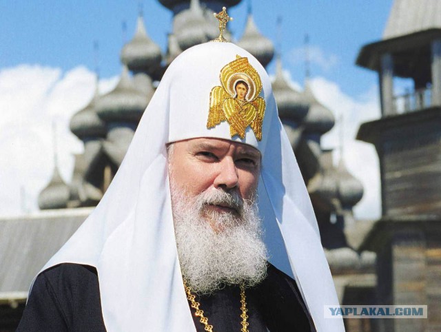 Патриарх Кирилл согласовал передачу Исаакия РПЦ лично с Путиным