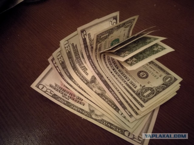 РИА-Новости: "Дни доллара сочтены."
