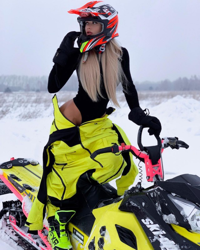 Забавные картинки с девушками 03.02.19