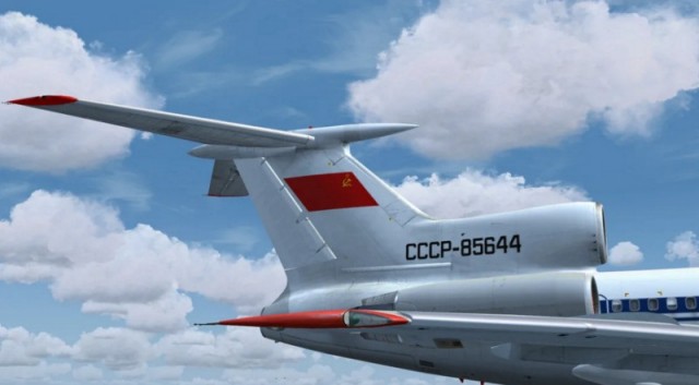 Зачем иранцы поставили на килевой обтекатель Ту-154М нос от американского истребителя?