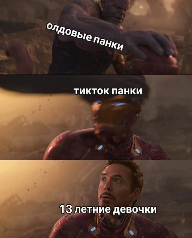 В Москве мужчина пристал к промоутеру в костюме ежа