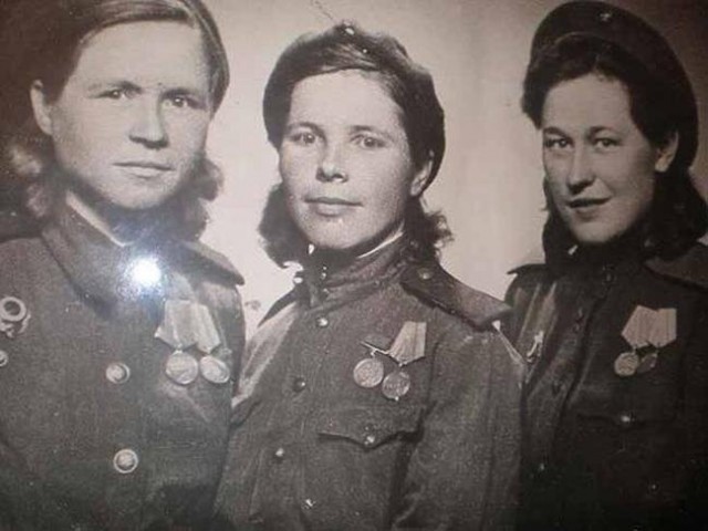 Фотографии из прошлого нашей страны – 90