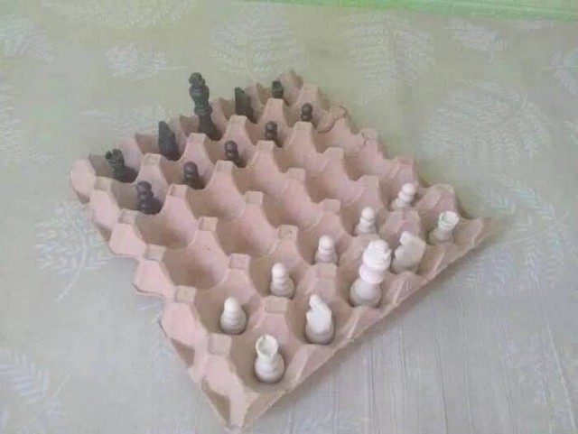 *Зачёркнуто*