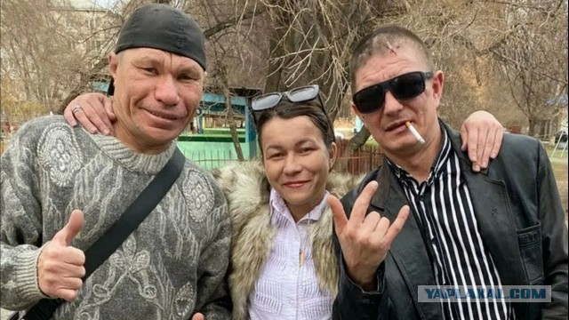 Стол накрыт