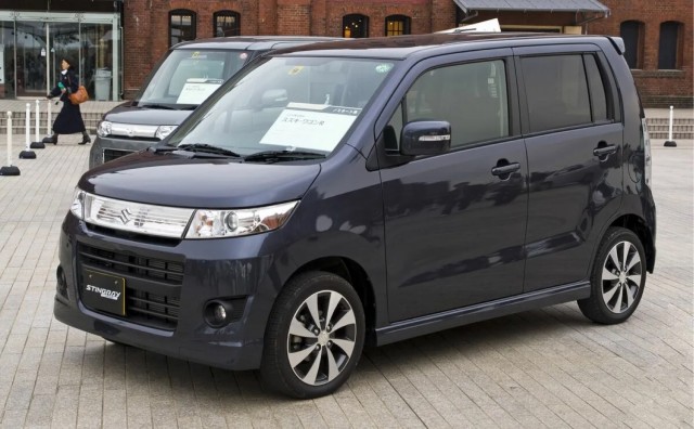 АвтоВАЗ вспомнил, как Lada Rapan удивила всех на Парижском автосалоне