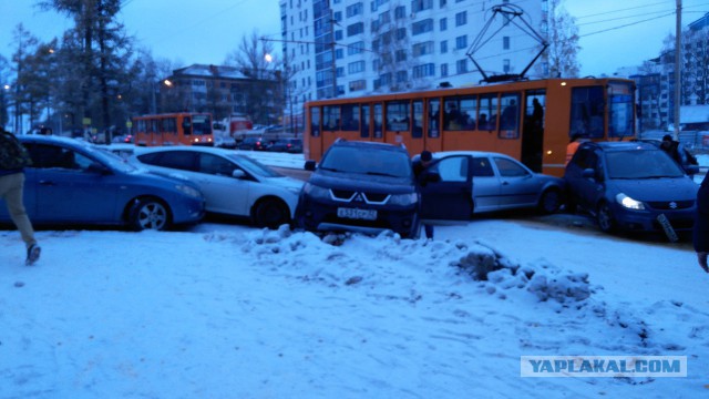 Первый снег всегда неожиданный